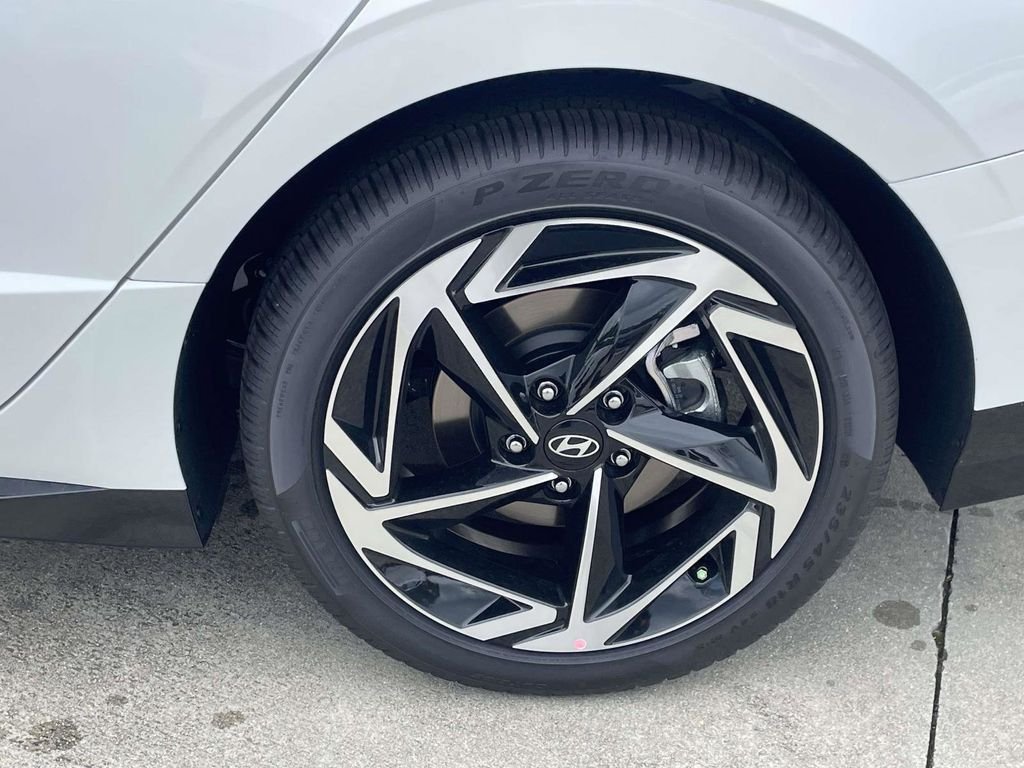 New 2026 Hyundai Sonata SEL FWD image 27