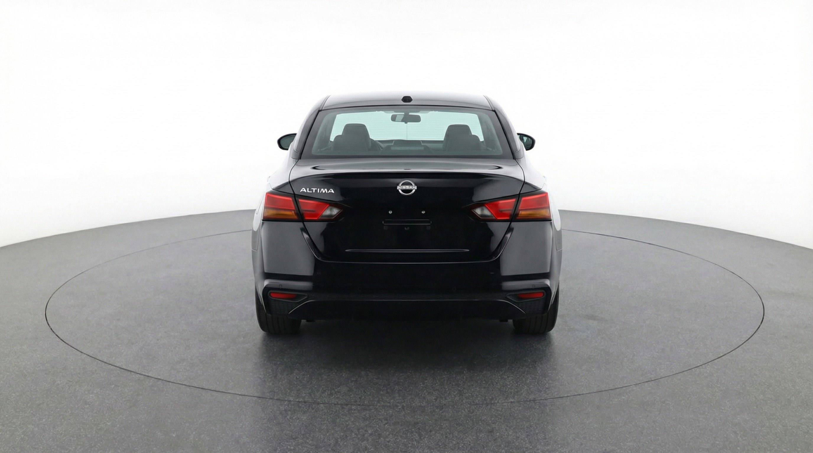Used 2025 Nissan Altima 2.5 SV FWD image 7