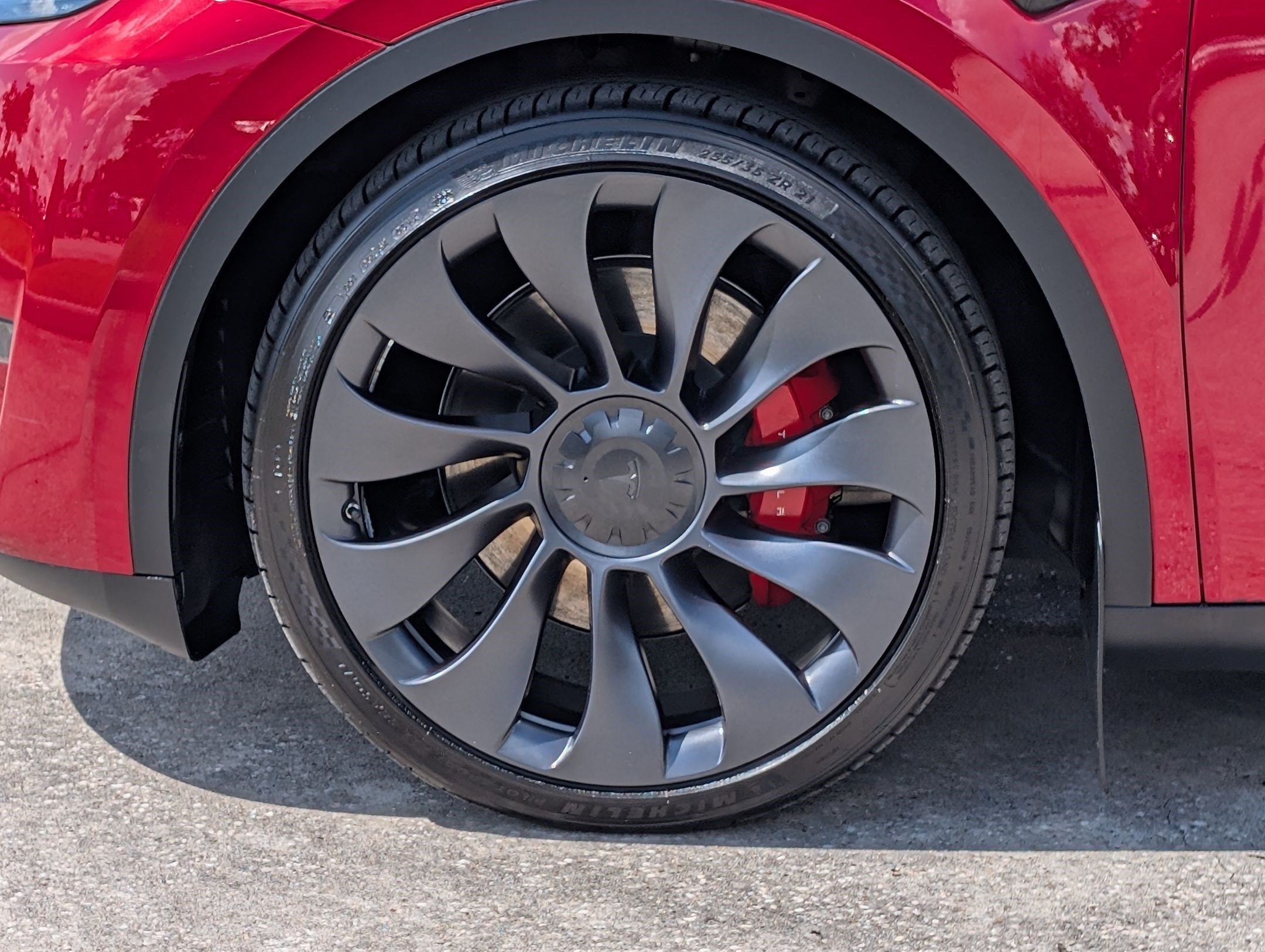 Used 2024 Tesla Model Y Performance AWD/4WD image 10