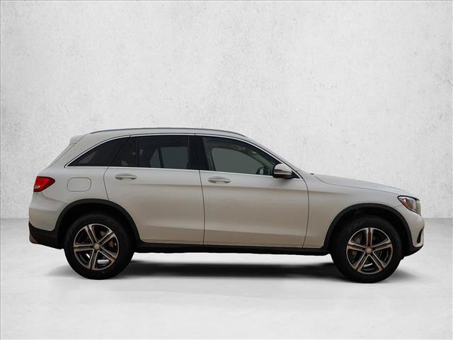 Used 2016 Mercedes-Benz GLC 300 4MATIC image 4