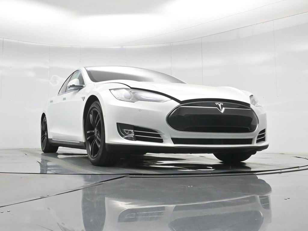 Used 2015 Tesla Model S 85D image 44