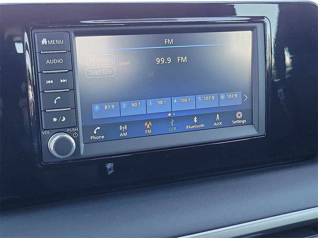 New 2025 Nissan Kicks S image 7