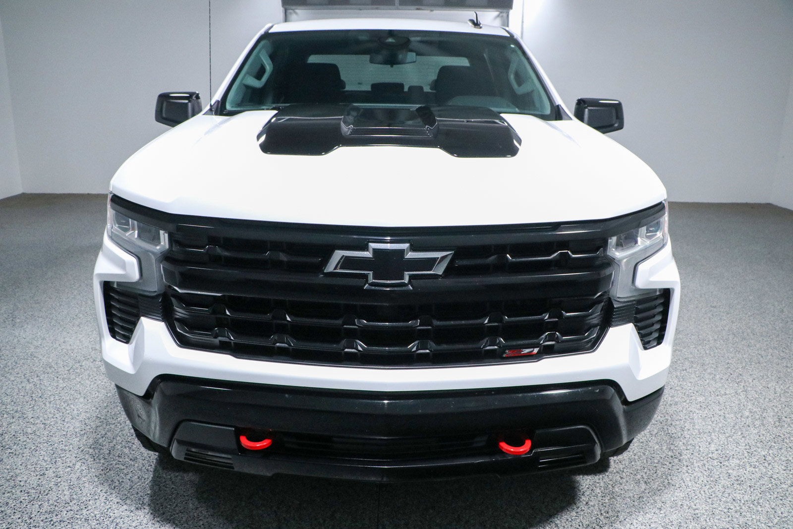 Used 2023 Chevrolet Silverado 1500 LT Trail Boss w/ Protection Package image 4