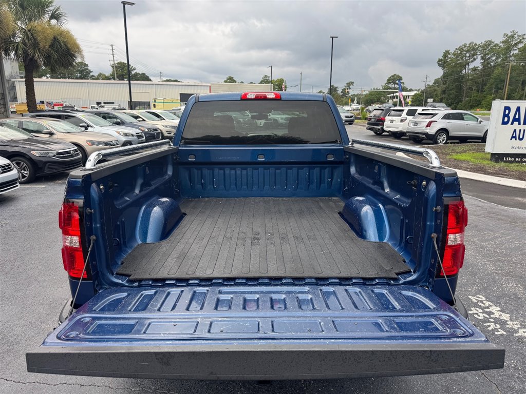 Used 2017 GMC Sierra 1500 SLE w/ SLE Value Package AWD/4WD image 9