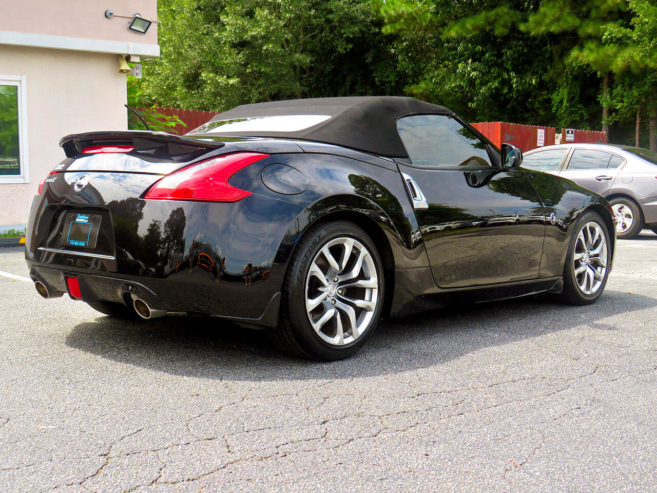 Used 2014 Nissan 370Z Touring w/ Navigation Package image 5