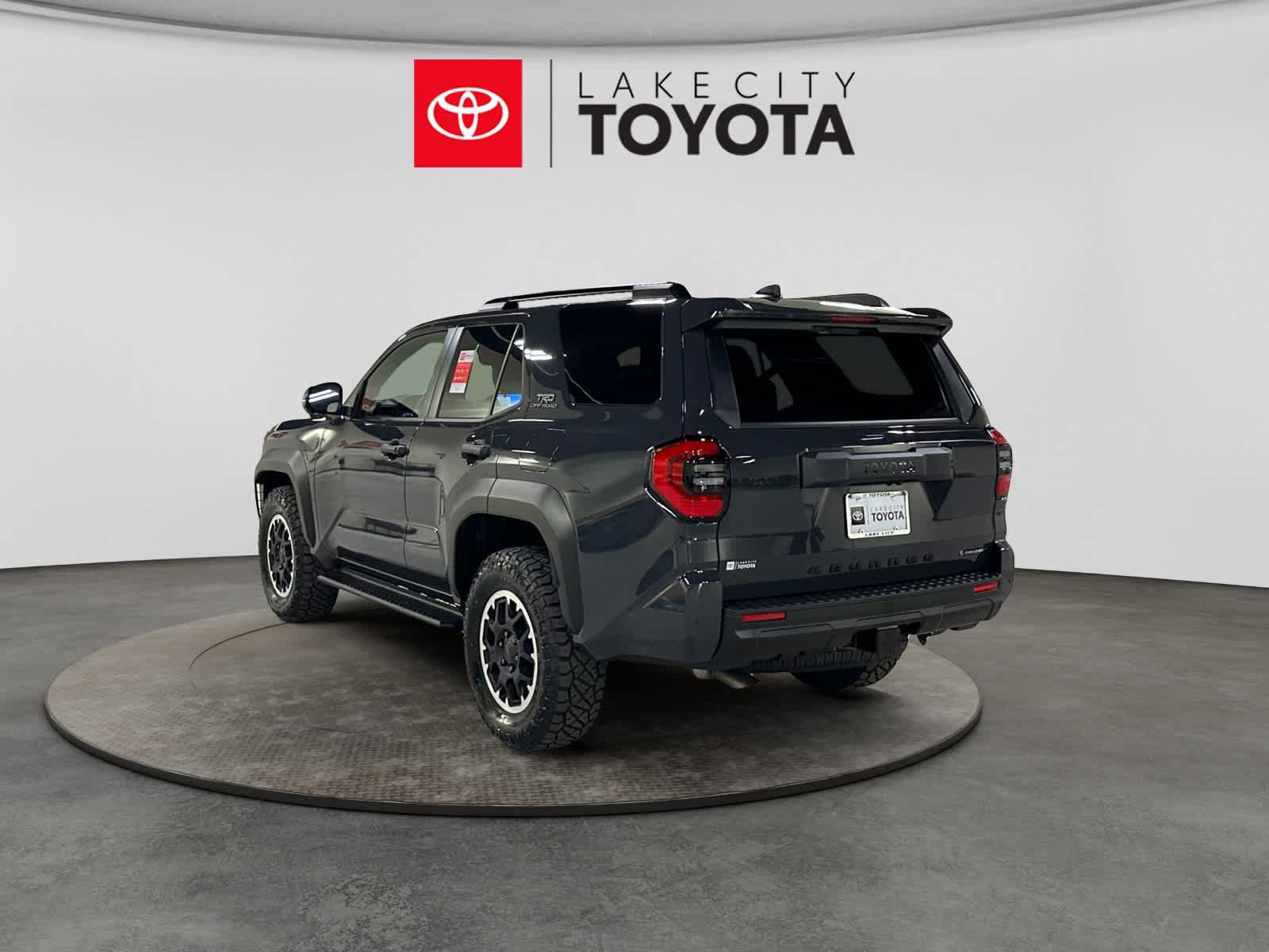 New 2026 Toyota 4Runner TRD Off-Road Premium AWD/4WD image 4