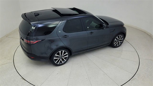Used 2024 Land Rover Discovery Dynamic SE image 87