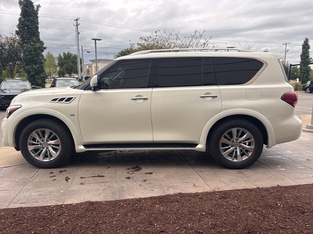 Used 2017 INFINITI QX80 2WD w/ Driver Assistance Package image 8