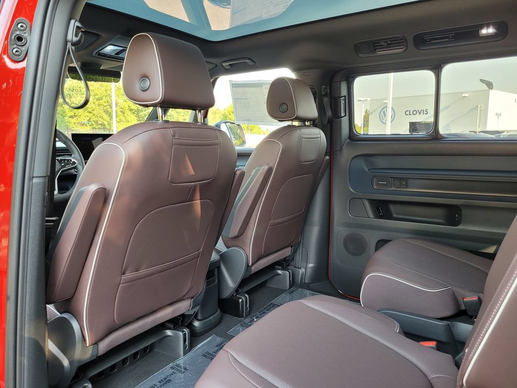 New 2025 Volkswagen ID. Buzz Pro S Plus RWD image 15