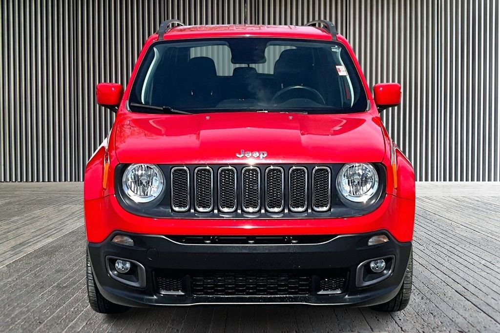 Used 2018 Jeep Renegade Latitude image 4