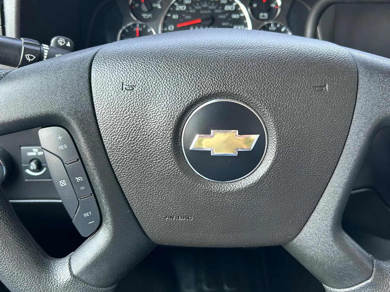 Used 2024 Chevrolet Express 3500 w/ Power Convenience Package RWD image 22