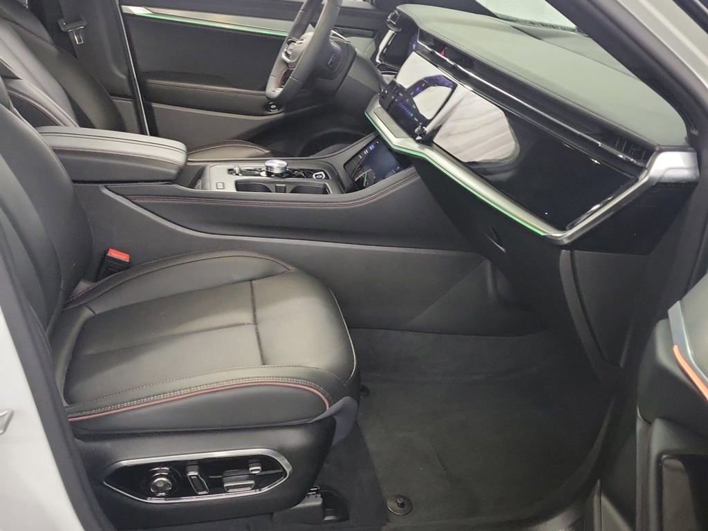 Used 2024 Jeep Wagoneer Launch Edition image 11