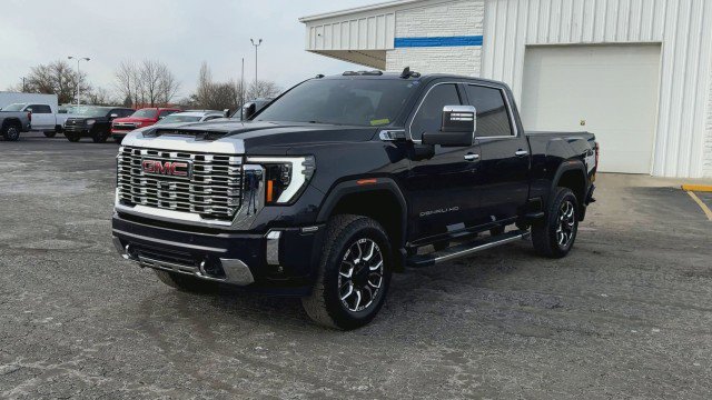 Certified 2024 GMC Sierra 2500 Denali w/ Technology Package image 4