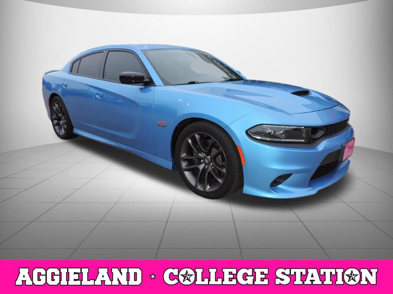 Used 2023 Dodge Charger Scat Pack w/ Navigation & Travel Group RWD image 3