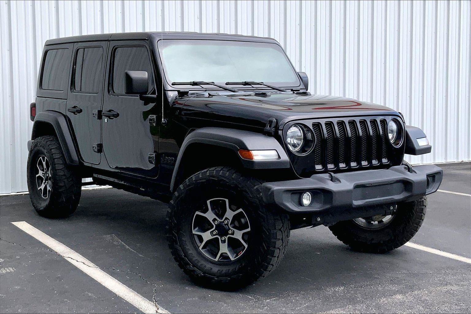 Used 2021 Jeep Wrangler Unlimited Sport AWD/4WD image 2
