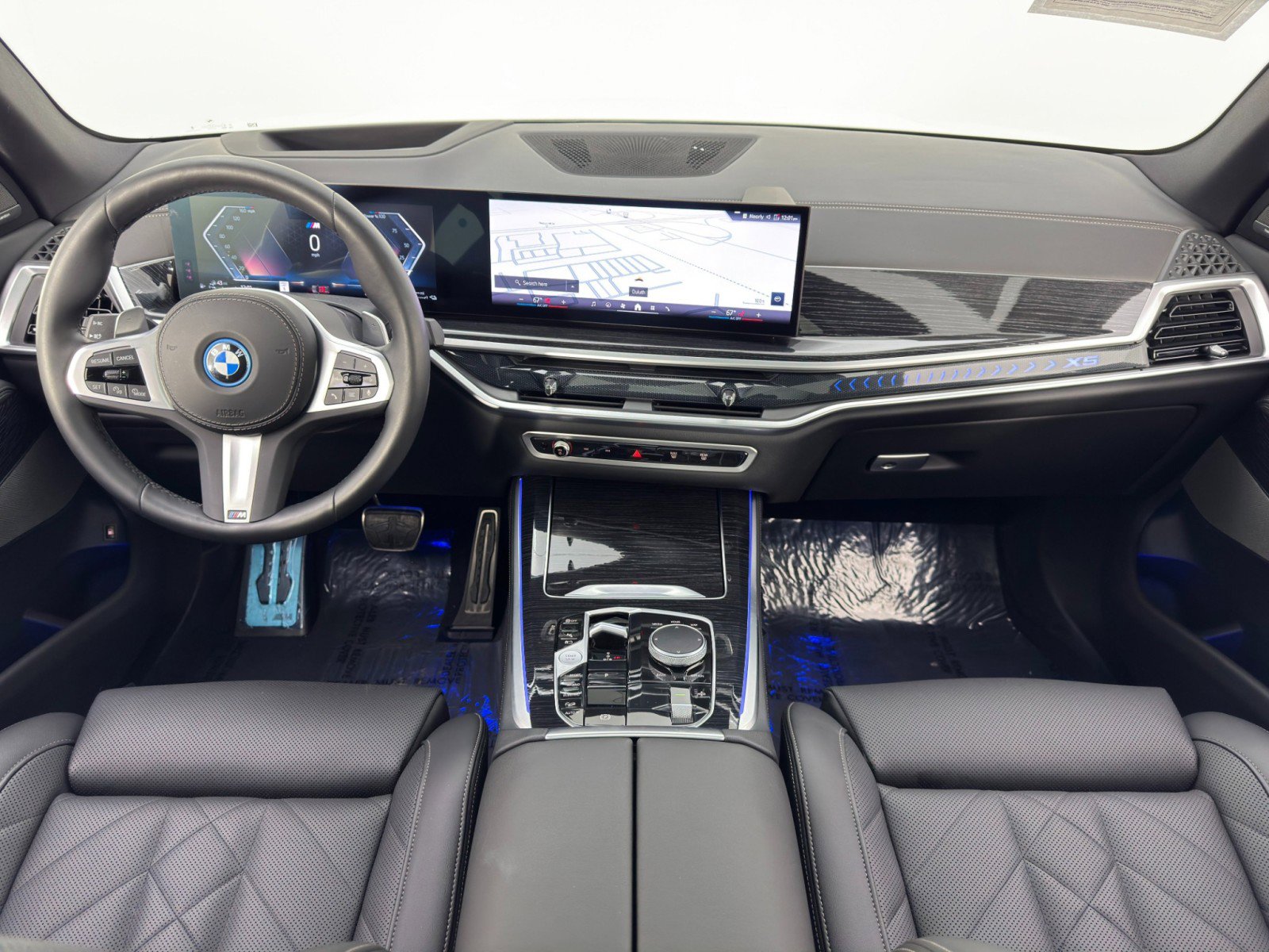 Used 2024 BMW X5 xDrive50e w/ M Sport Package image 12