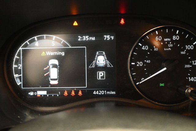 Used 2023 Nissan Kicks SV FWD image 31