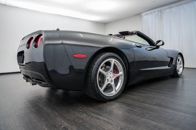 Used 2000 Chevrolet Corvette Convertible w/ Memory Pkg RWD image 24