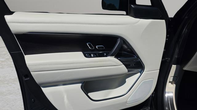 Used 2023 Land Rover Range Rover Long Wheelbase Autobiography image 20