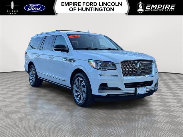 Used 2022 Lincoln Navigator L Reserve AWD/4WD image 1