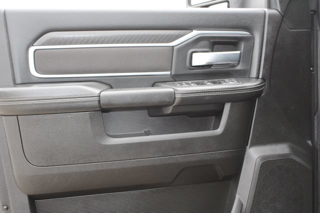 Used 2025 RAM 3500 Big Horn AWD/4WD image 23