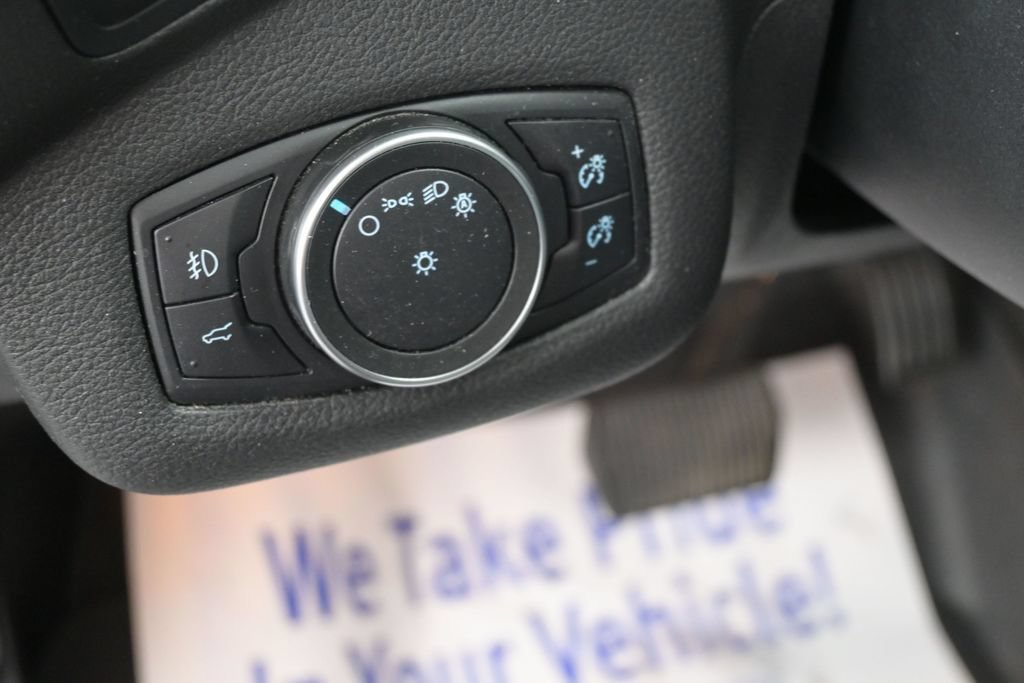 Used 2018 Ford Escape SE w/ SE Sync 3 Package FWD image 26