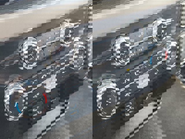 Used 2024 Ford F150 XLT image 23