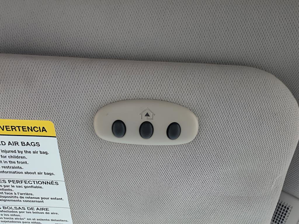 Used 2012 Lincoln MKX AWD image 30