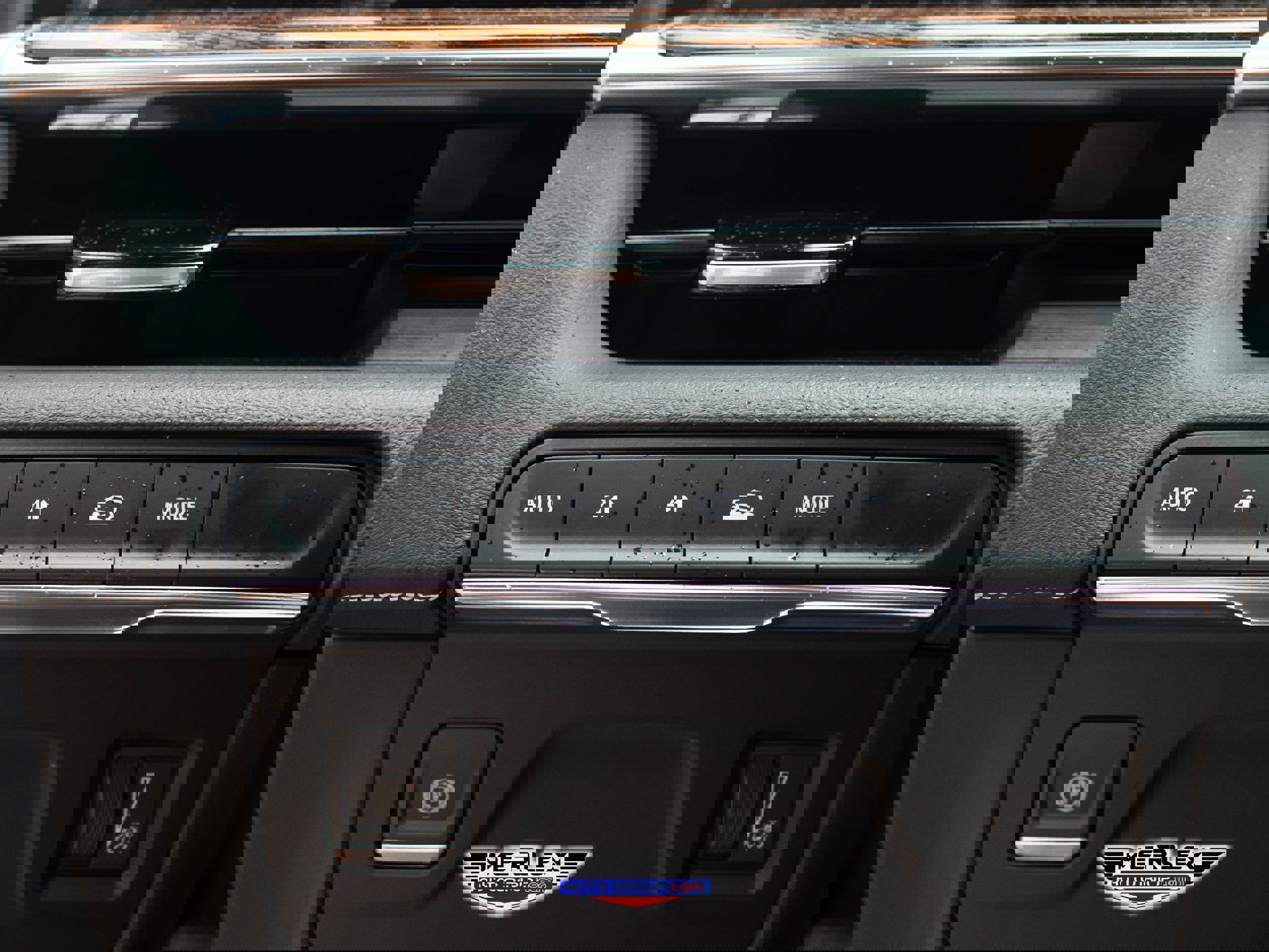 Used 2022 Cadillac Escalade ESV Premium Luxury image 40