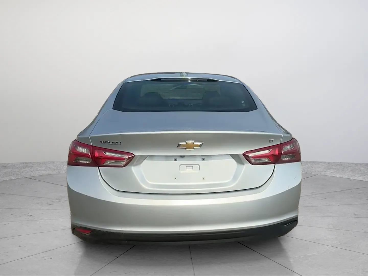 Used 2021 Chevrolet Malibu LT image 4