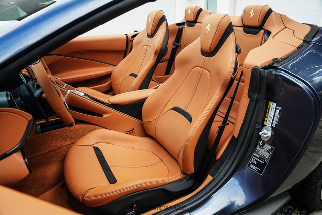Used 2026 Ferrari Roma Spider RWD image 38