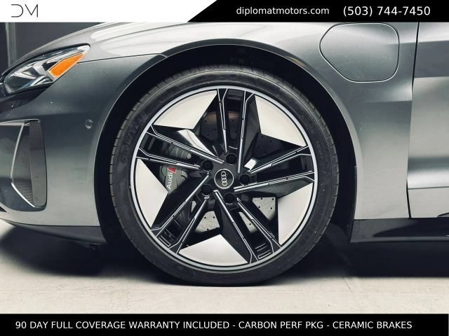 Used 2023 Audi RS e-tron GT w/ Ceramic Brake Package AWD/4WD image 39