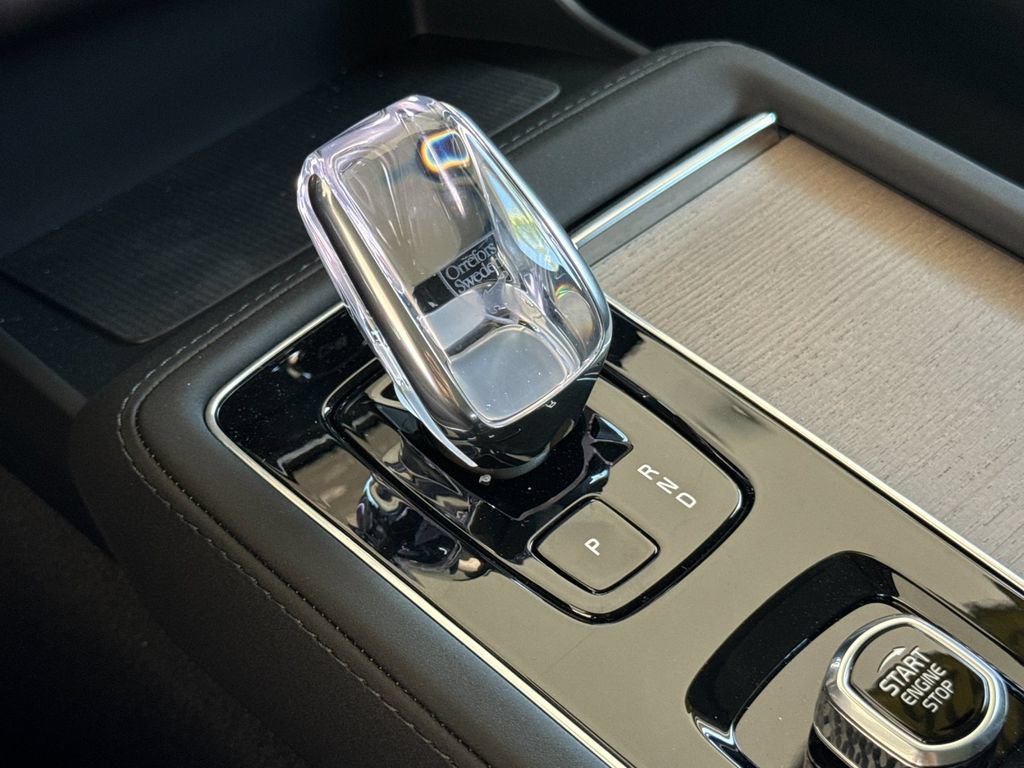 New 2026 Volvo XC90 T8 Plus AWD/4WD image 22