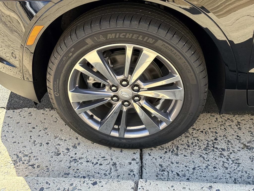 New 2026 Cadillac XT5 Premium Luxury w/ LPO, Floor Liner Package FWD image 7