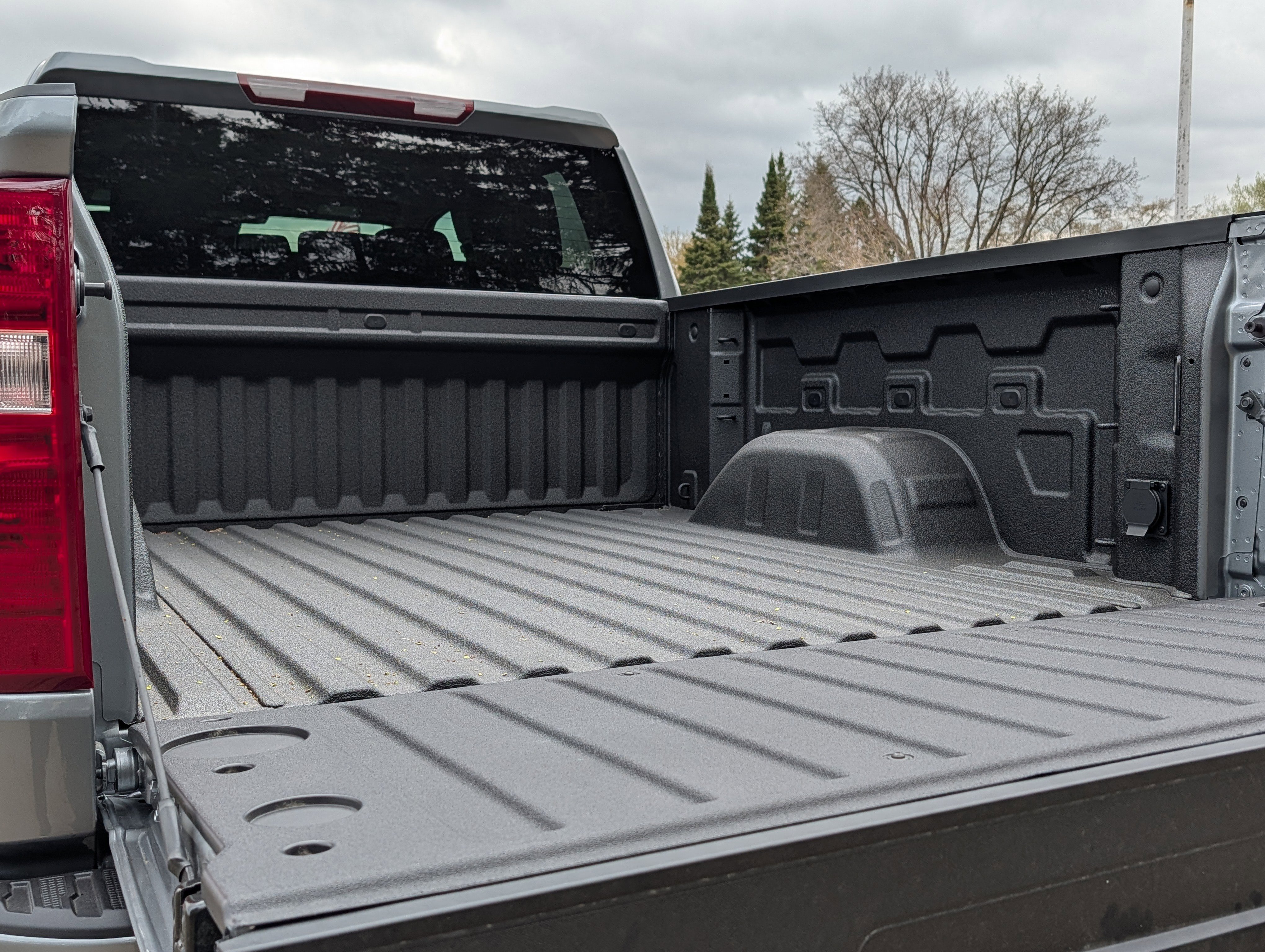 New 2026 Chevrolet Silverado 1500 Custom w/ Turbomax Blackout Package AWD/4WD image 10