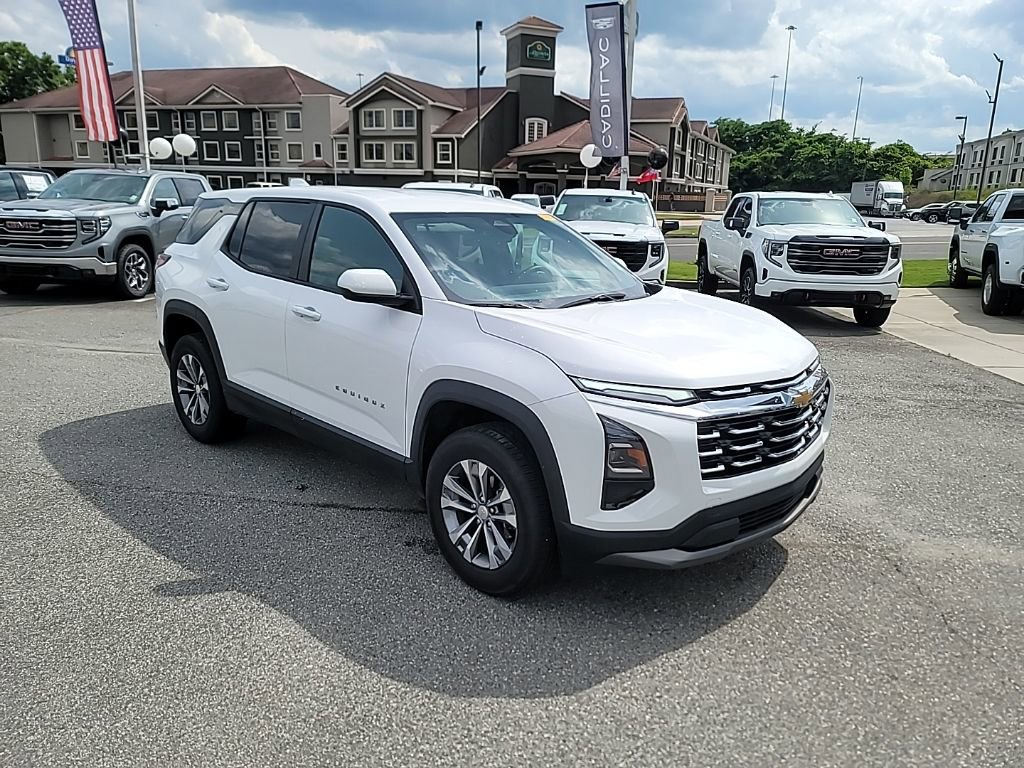 Used 2025 Chevrolet Equinox LT