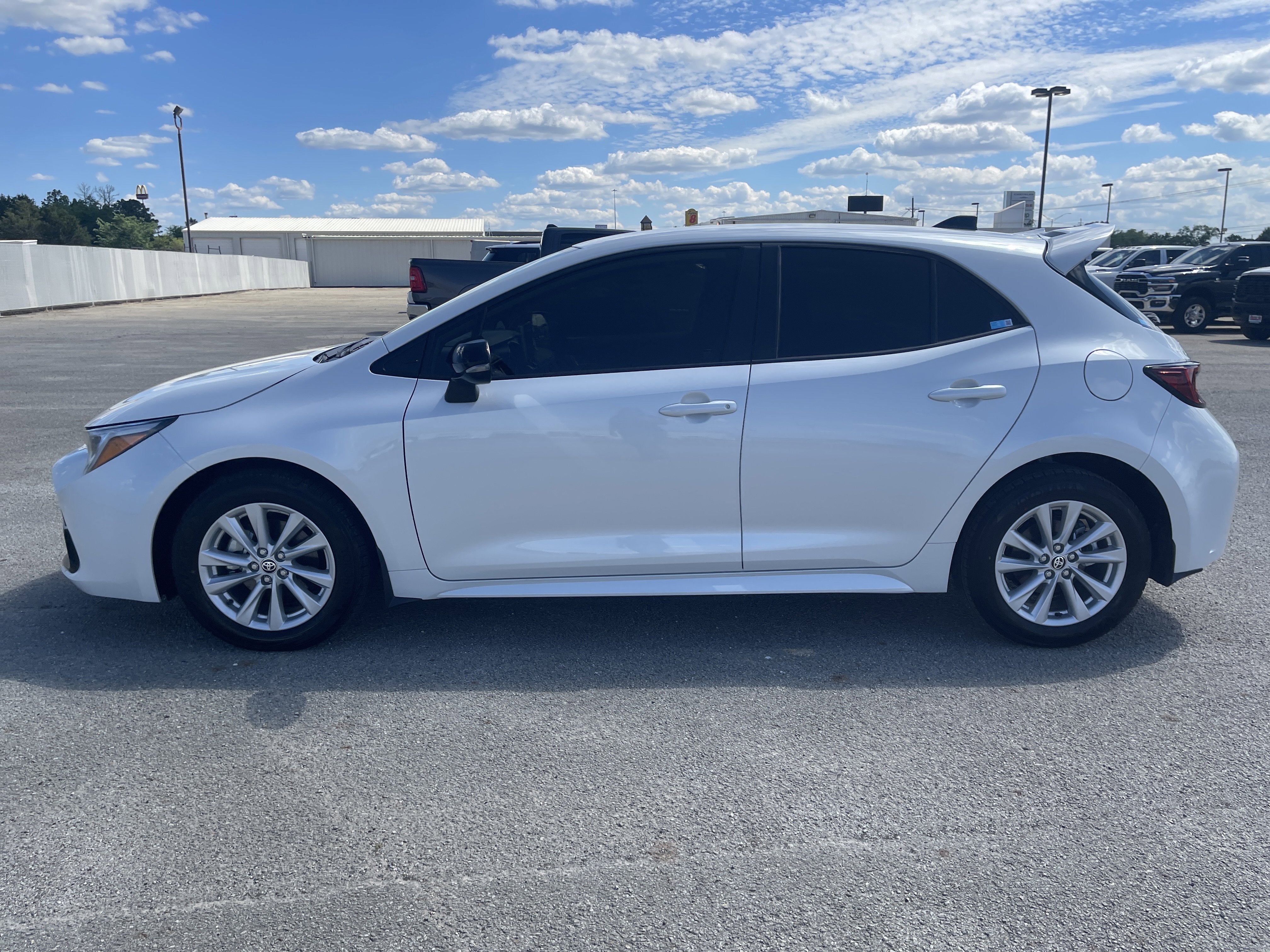 Used 2026 Toyota Corolla SE image 7