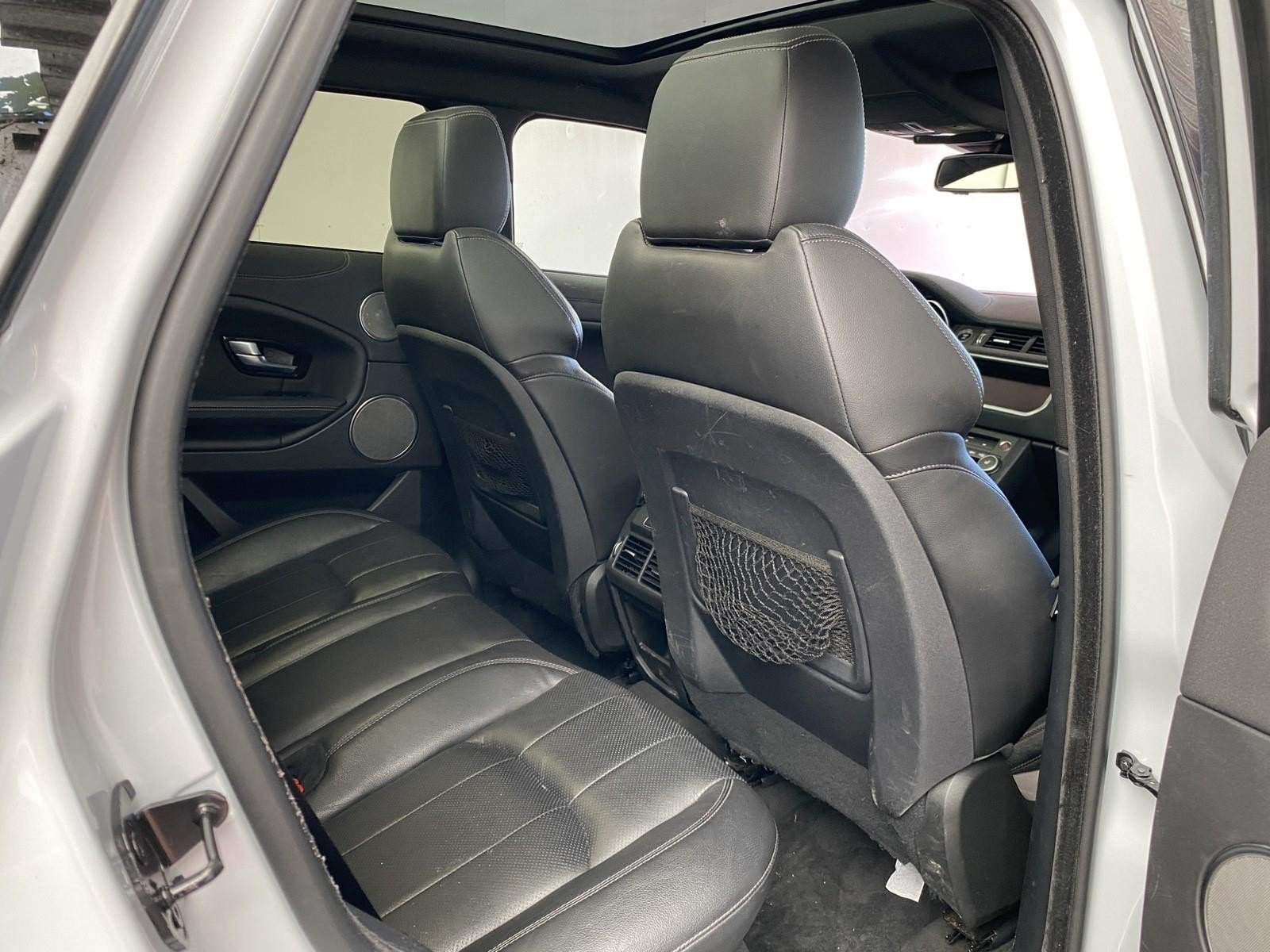 Used 2018 Land Rover Range Rover Evoque SE AWD/4WD image 12