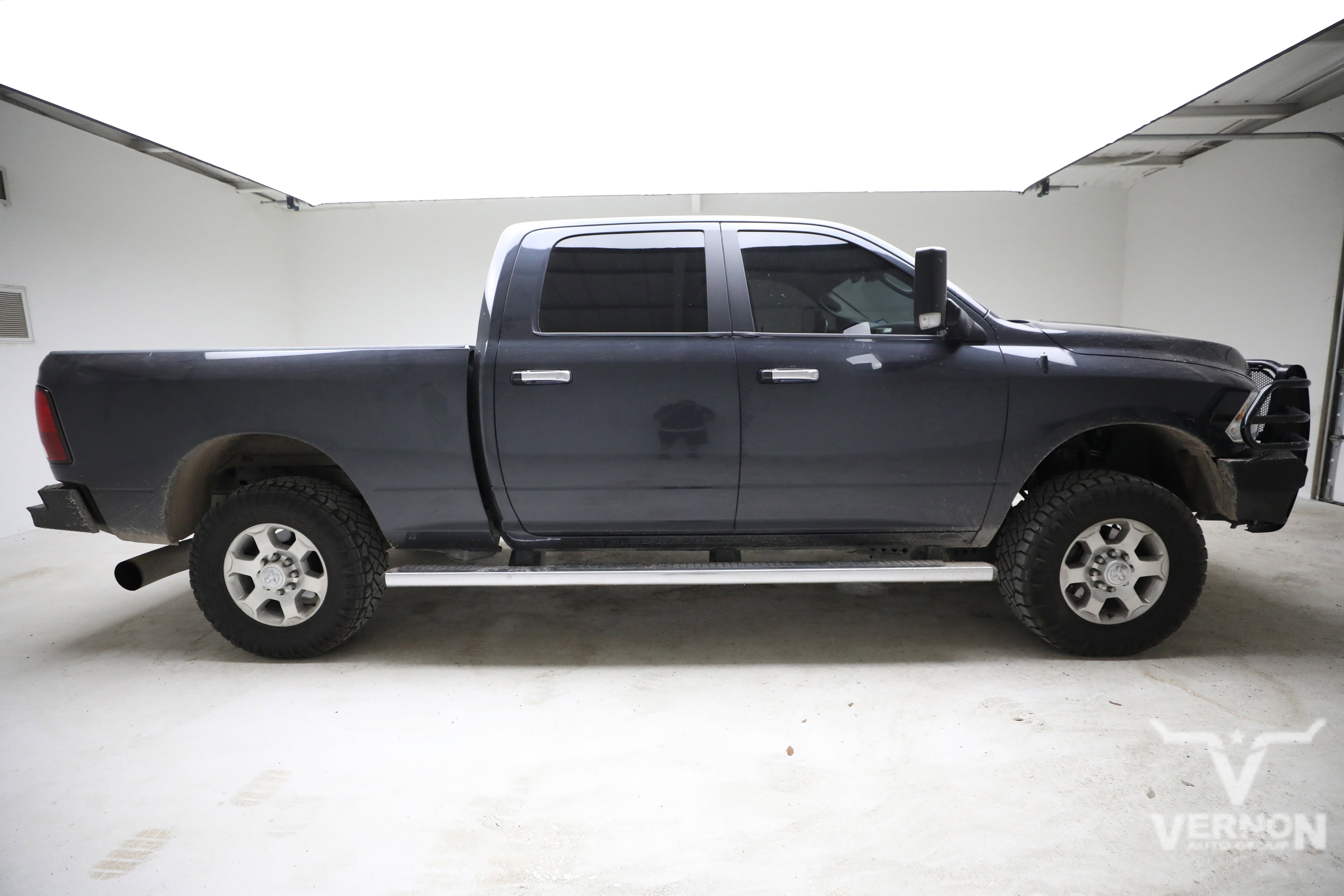Used 2018 RAM 2500 SLT w/ Luxury Group AWD/4WD image 5