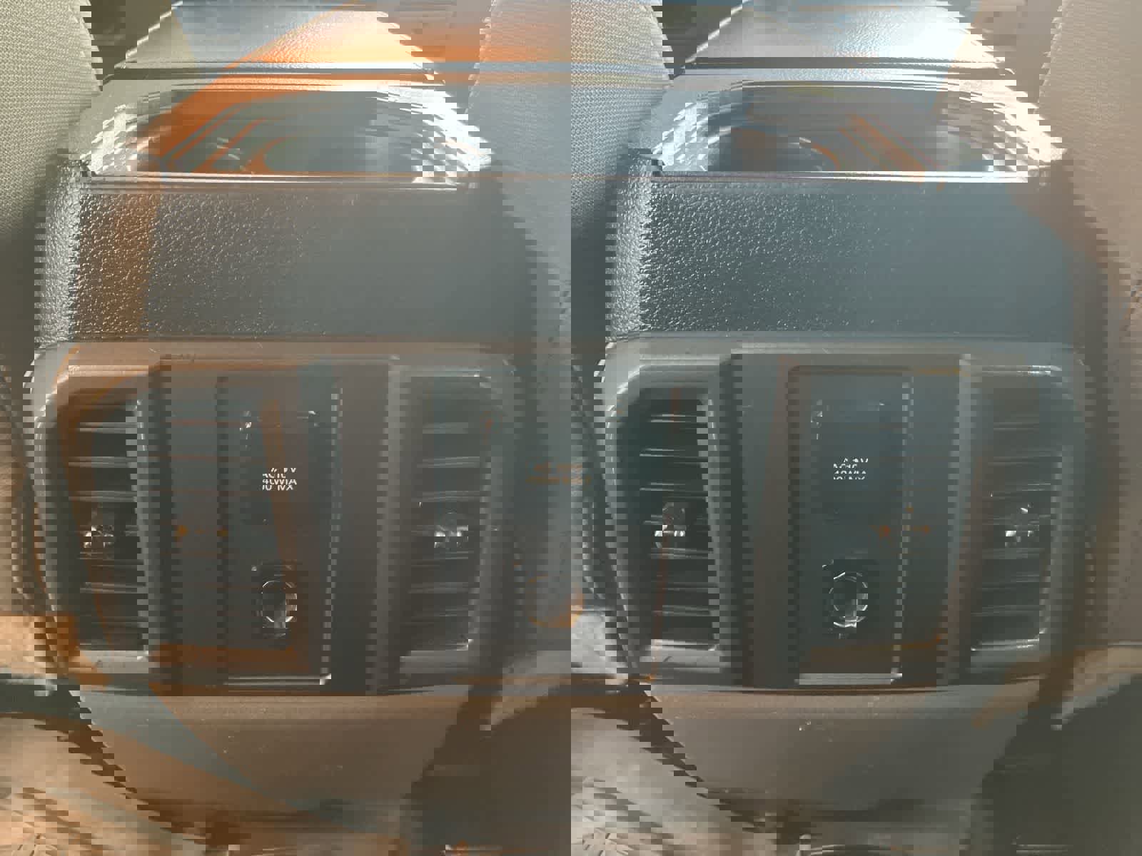 Used 2017 Ford F250 XLT w/ Camper Package image 25