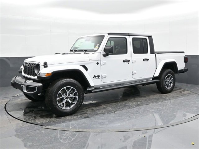 Used 2024 Jeep Gladiator Sport image 8