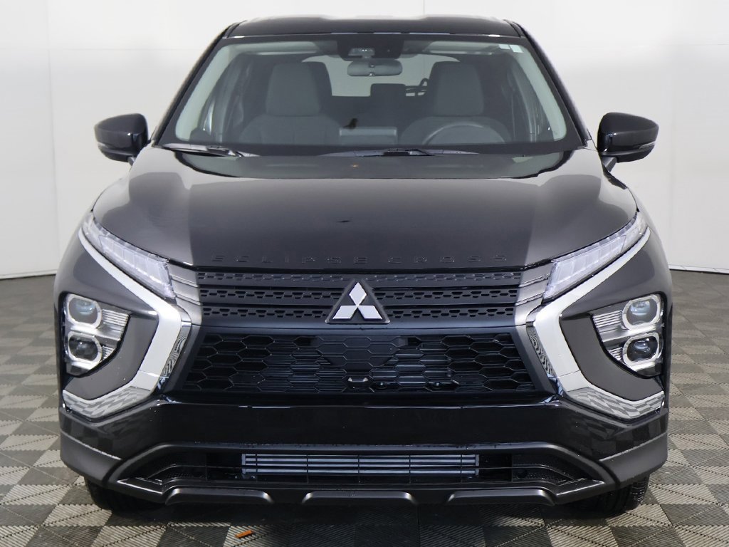 New 2025 Mitsubishi Eclipse Cross LE image 8