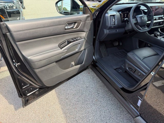 Certified 2026 Nissan Pathfinder SL AWD/4WD image 10