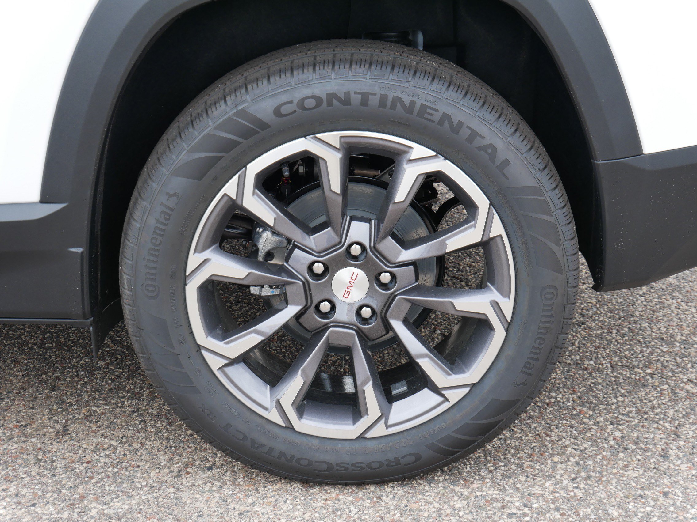 New 2027 GMC Terrain Elevation w/ Elevation Premium Package FWD image 3