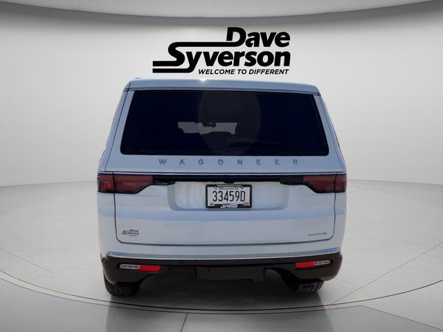 Used 2024 Jeep Wagoneer Series II w/ Flexible Seating Group image 4