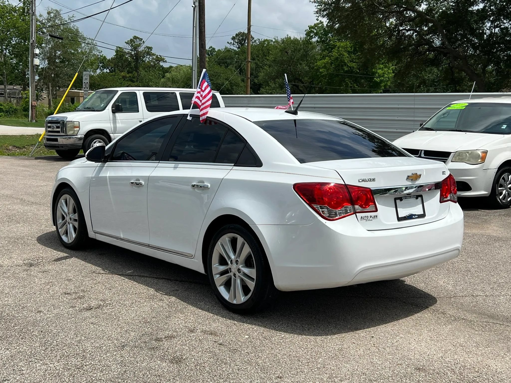Used 2013 Chevrolet Cruze LTZ FWD image 8