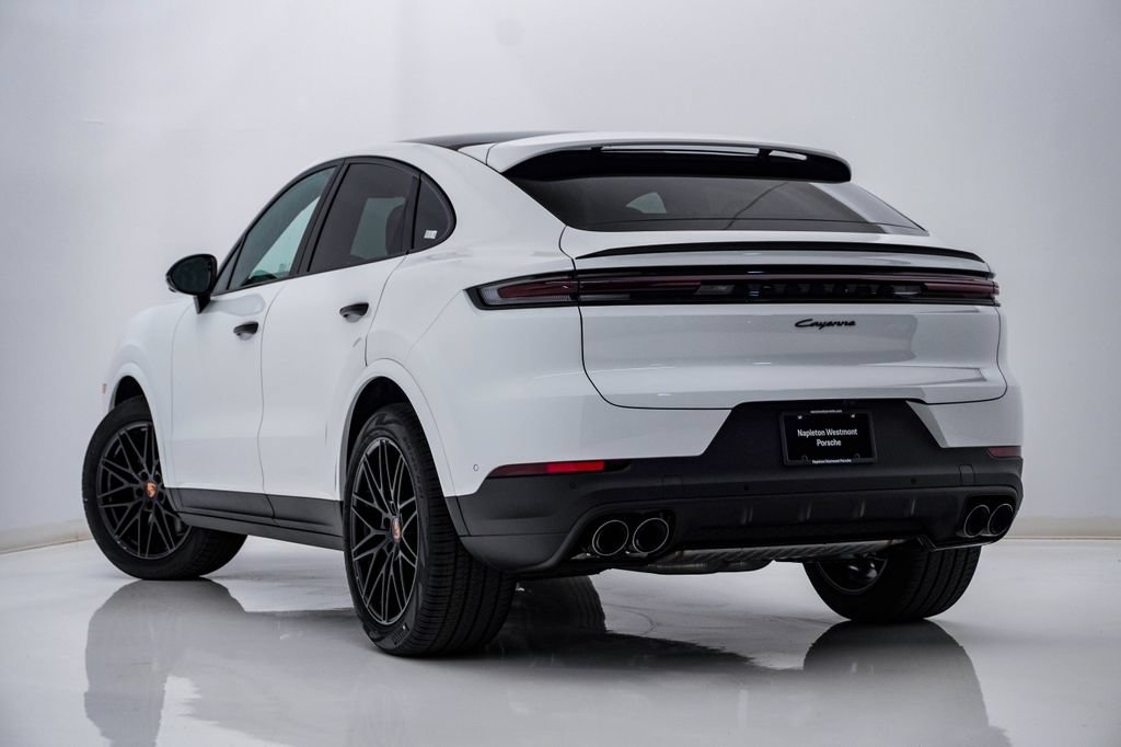 New 2026 Porsche Cayenne Coupe AWD/4WD image 3