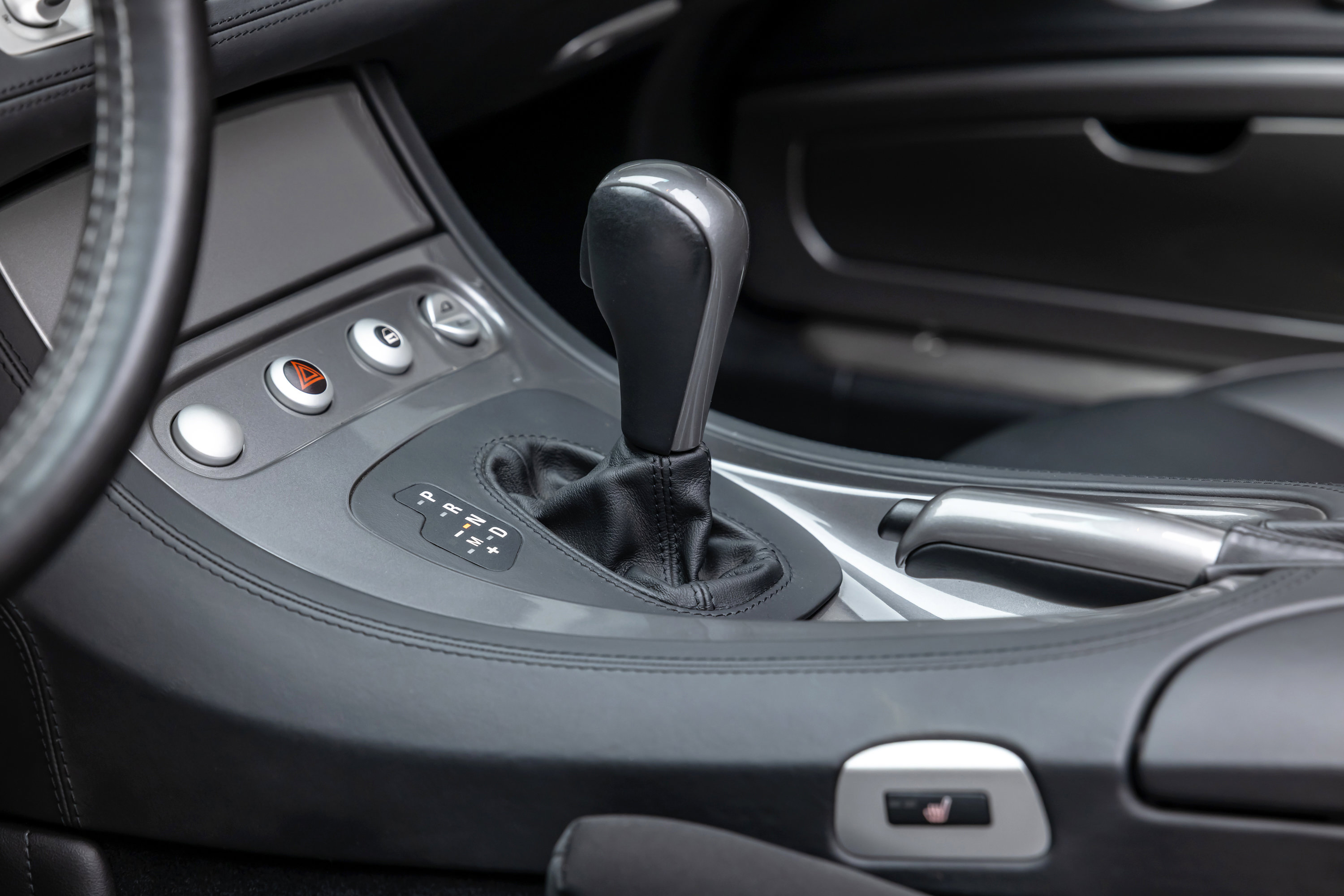 Used 2003 BMW Z8 image 66