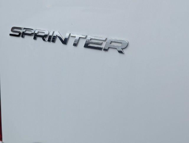 Used 2024 Mercedes-Benz Sprinter 2500 image 7