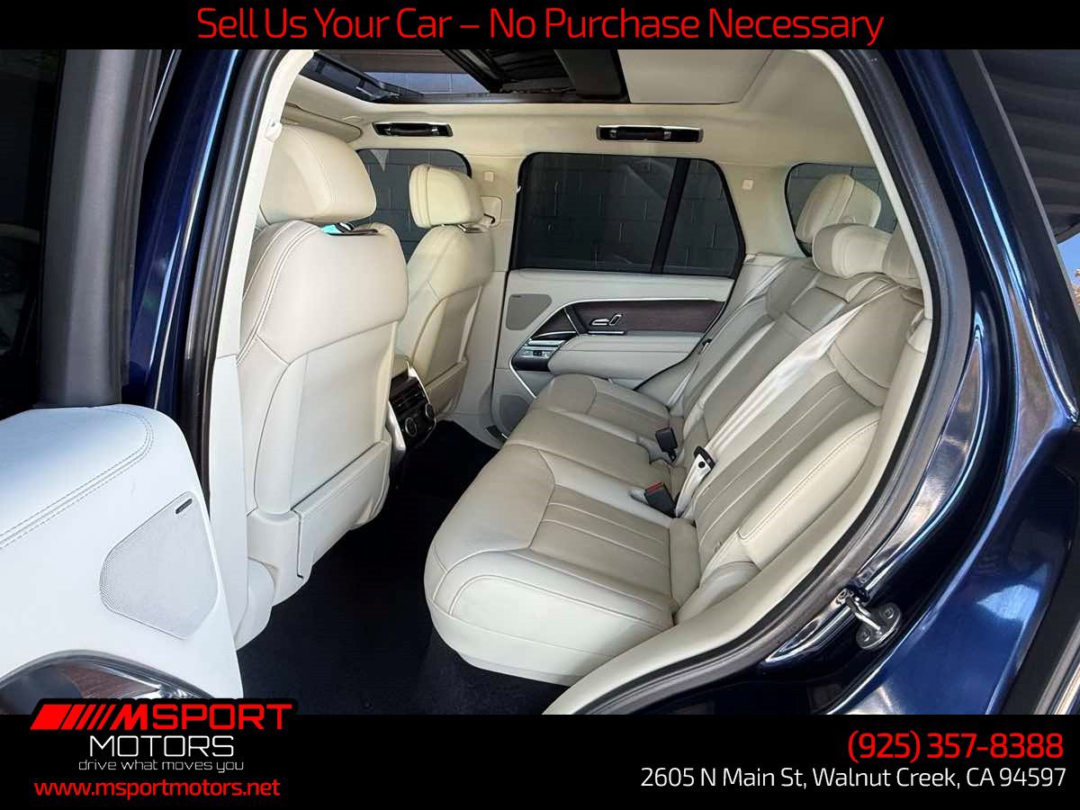 Used 2023 Land Rover Range Rover SE AWD/4WD image 8